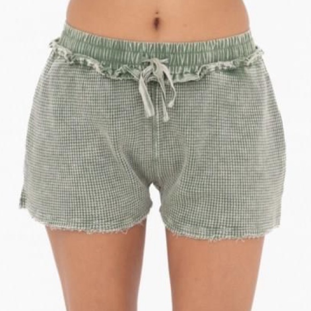 NWT • Green Waffle Knit Pocketed Shorts • Size Small